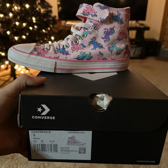 New in box size 3 kids - Picture 1 of 1